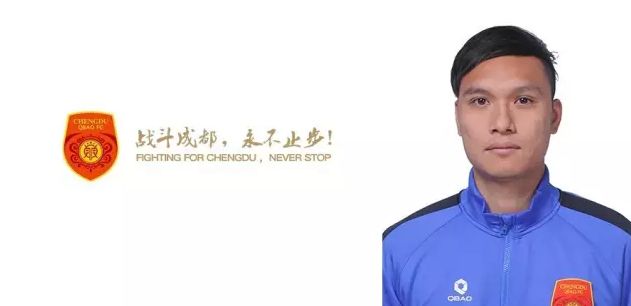 【双方首发及换人信息】罗马首发：1-帕特里西奥、23-曼奇尼、14-迭戈-略伦特、5-恩迪卡、43-拉斯穆斯-克里斯滕森、4-克里斯坦特、16-帕雷德斯、59-扎莱夫斯基、7-佩莱格里尼（85'' 52-博维）、21-迪巴拉（25'' 17-阿兹蒙）（62'' 92-沙拉维）、90-卢卡库罗马替补：99-斯维拉尔、63-波尔、2-卡尔斯多普、37-斯皮纳佐拉、20-桑谢斯、19-切利克、22-奥亚尔、60-帕加诺、61-皮西利、11-贝洛蒂佛罗伦萨首发：1-泰拉恰诺、33-卡约德（81'' 8-马克西姆-洛佩斯）、28-夸尔塔、16-卢卡-拉涅利、3-比拉吉、6-阿图尔、32-邓肯、5-博纳文图拉（72'' 7-索蒂尔）、11-伊科内（72'' 10-冈萨雷斯）、99-夸梅、18-恩佐拉佛罗伦萨替补：0-53-克里斯滕森、40-瓦努奇、4-米伦科维奇、65-帕里西、26-米纳、70-皮耶罗齐、77-布雷卡洛、72-巴拉克、19-因凡蒂诺、38-曼德拉戈拉、9-贝尔特兰